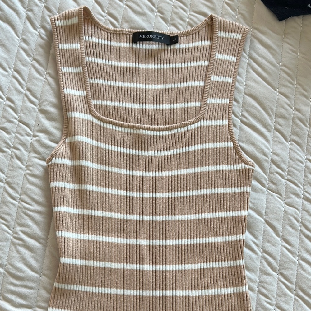 Women's Tan and White Striped Top